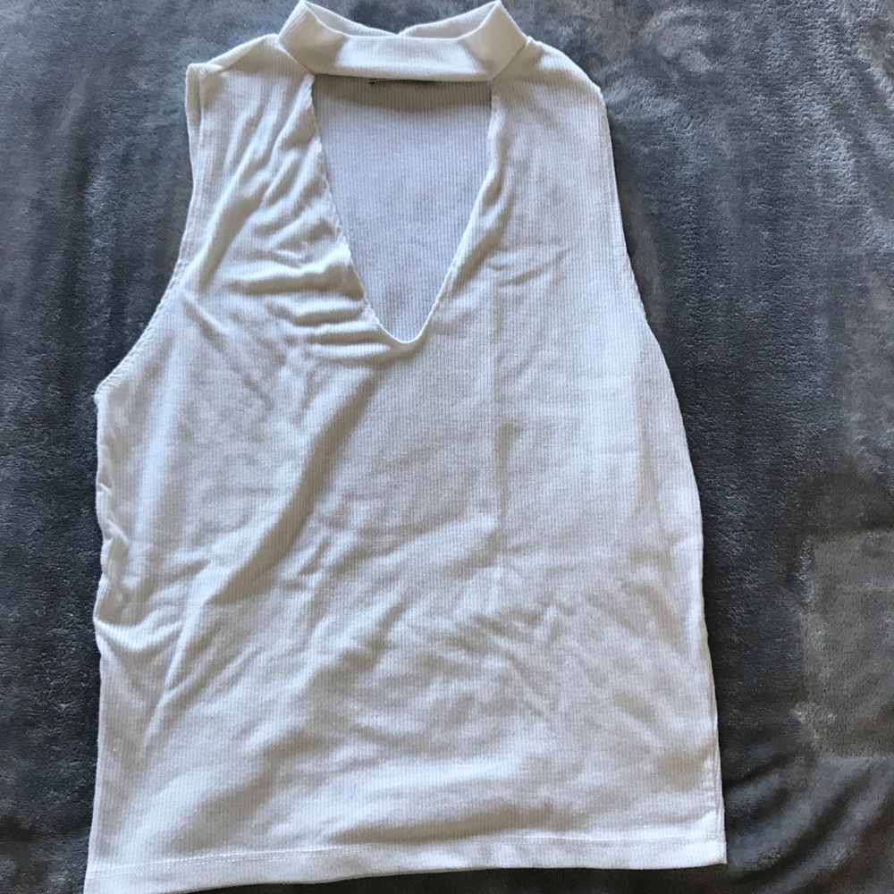 White tank with chocked neck